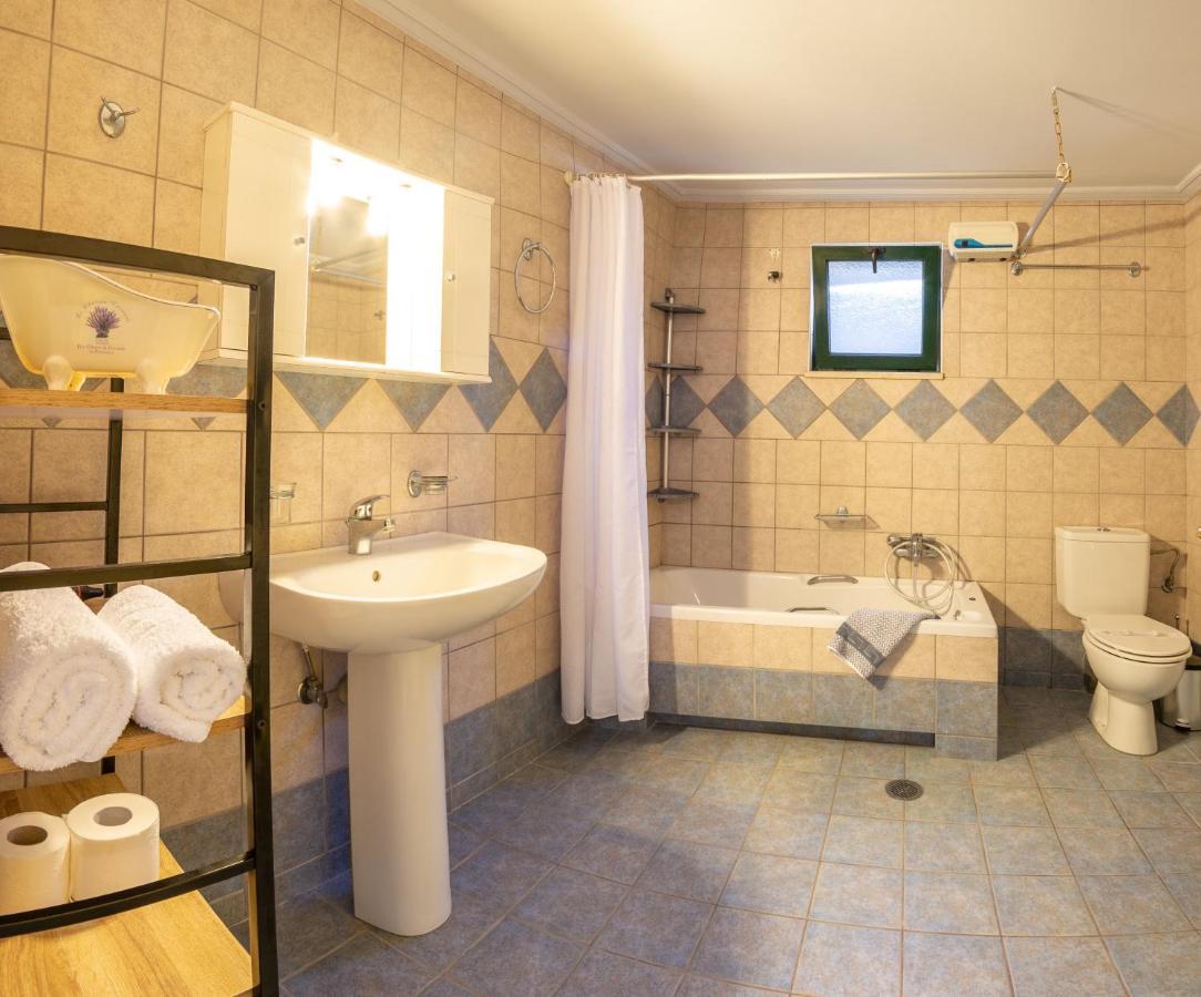 Villa Mouria Pinakokhorion Екстер'єр фото